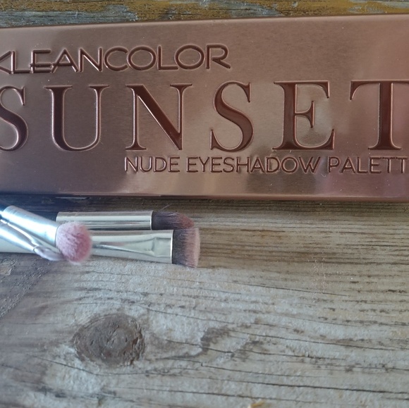 Kleancolor Sunset Eyeshadow Palette - Picture 3 of 3